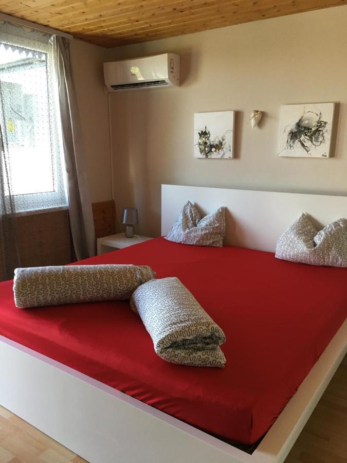 Nefelejcs Apartman Balatonvilágos Esterno foto